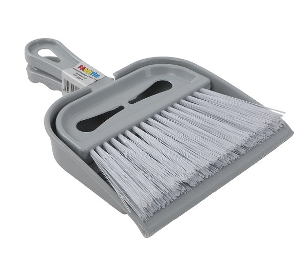 Fanatik Dustpan & Brush Set - Quecan